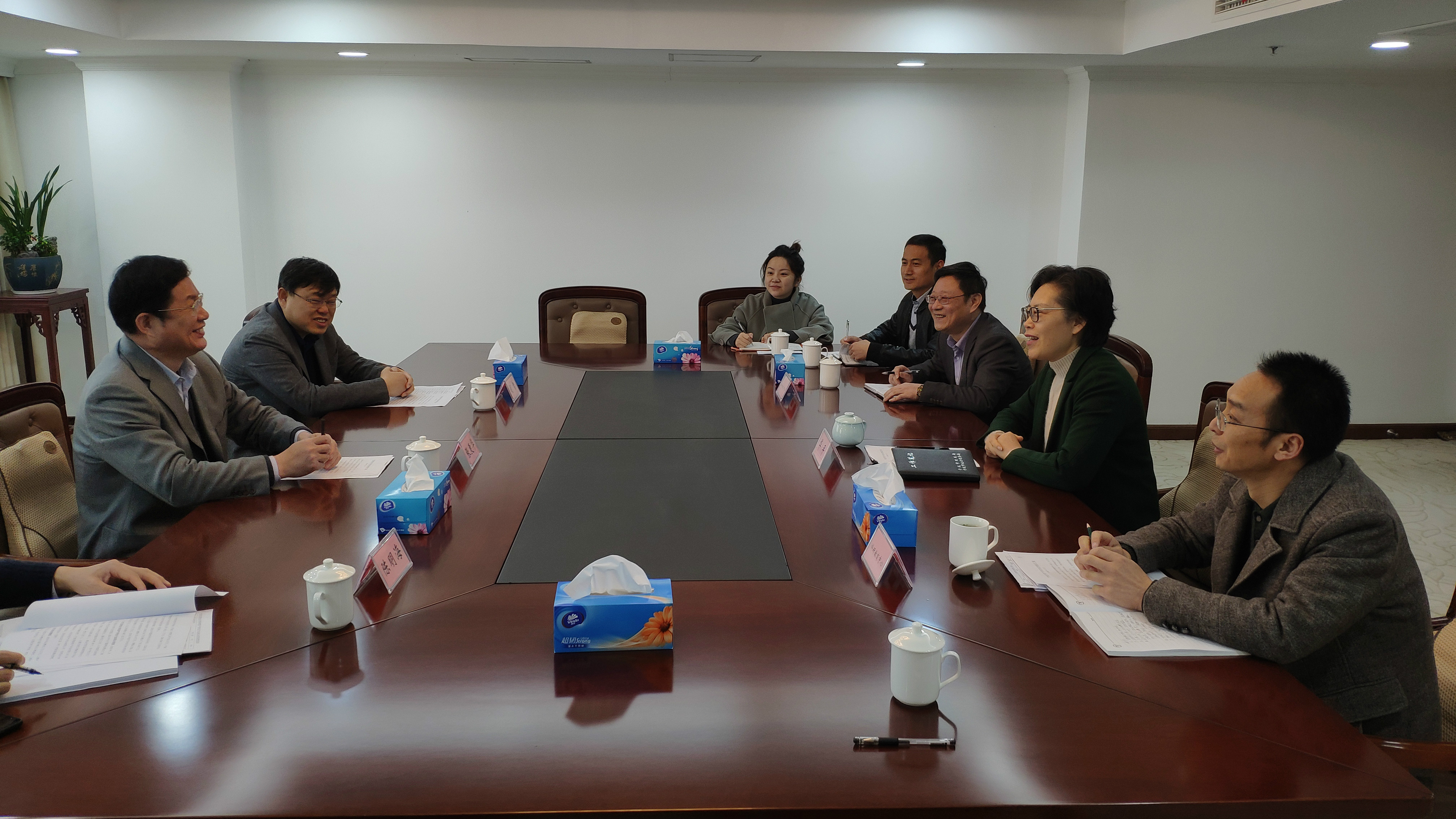 中国资产评估协会秘书长张更华在宁波调研